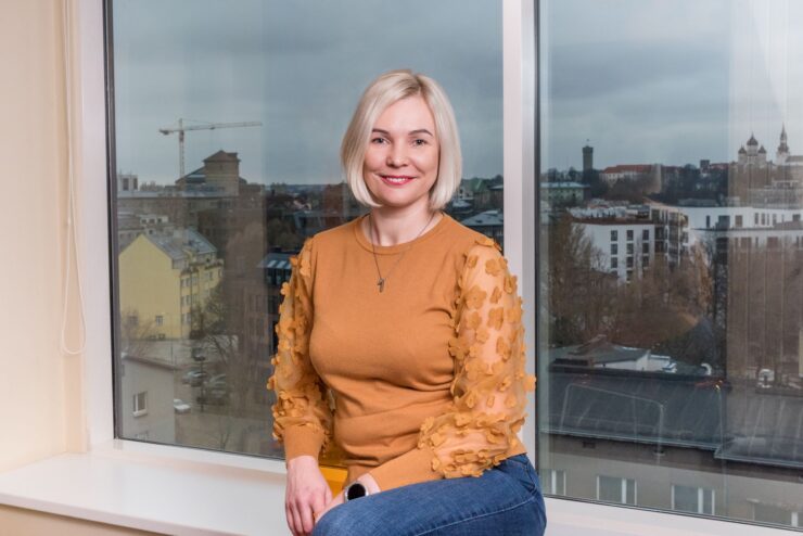 Pildil on naeratav Astrid Maldre.