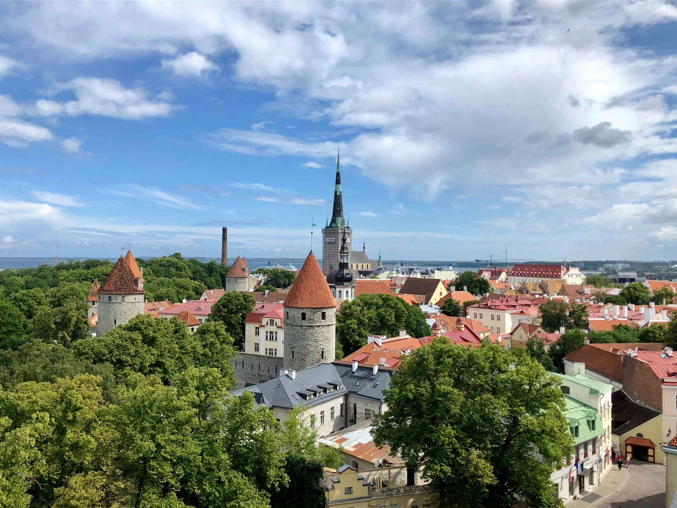 Nihestustest sünnitusteni: milliste juhtumitega on pidanud laulu- ja tantsupeo meditsiinitiim aastate jooksul kokku puutuma?