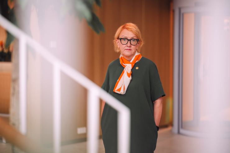 Fotol seisab Swedbanki kõneisik Ede Raagmets