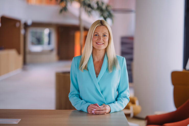 Fotol on Swedbanki kõneisik Mari-Liis Jääger