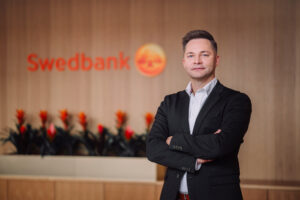 Fotol on Swedbanki kõneisik Martin Kõrv