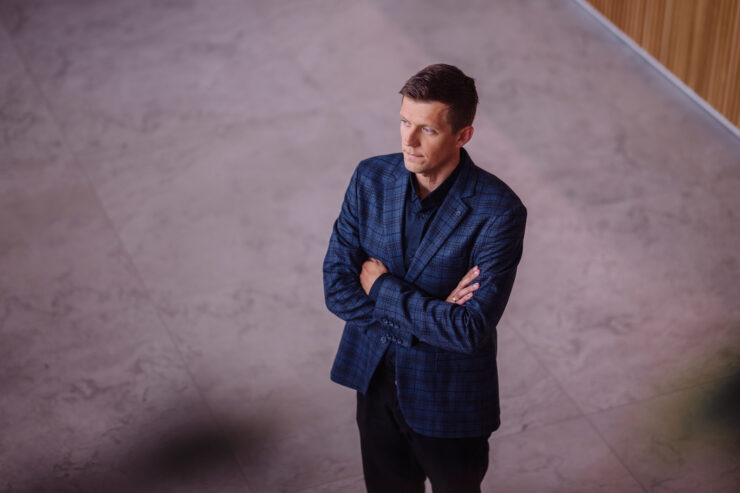 Fotol on Swedbanki kõneisik Rainer Saad