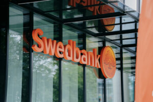 Fotol on Swedbanki logo