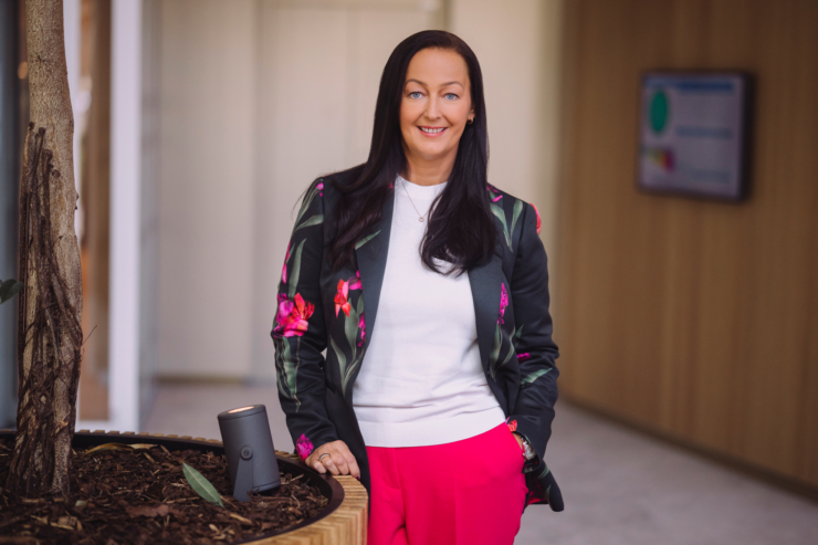 Fotol seisab Swedbanki kõneisik Heli Silluta