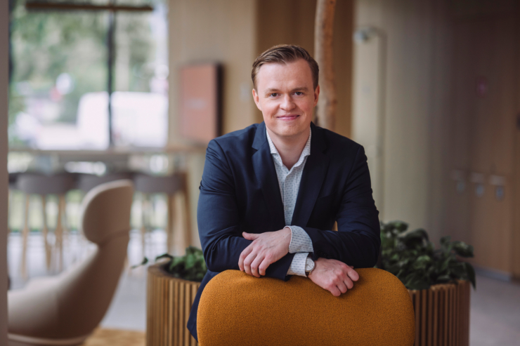 Fotol on Swedbanki kõneisik Allan Gaidunko